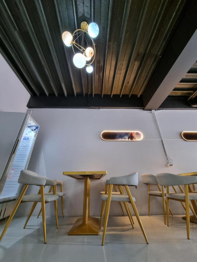 Met A Space Pod @Phrom Phong Bangkok Exterior photo
